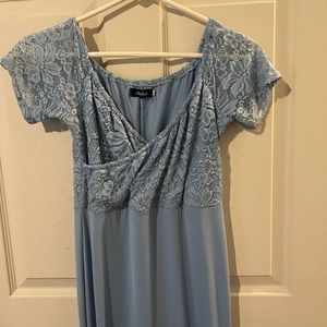 Blue maternity photoshoot gown